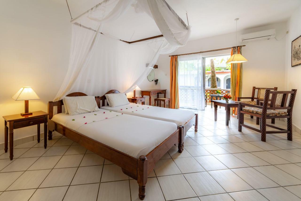 Diani Sea Lodge Praia de Diani Exterior foto